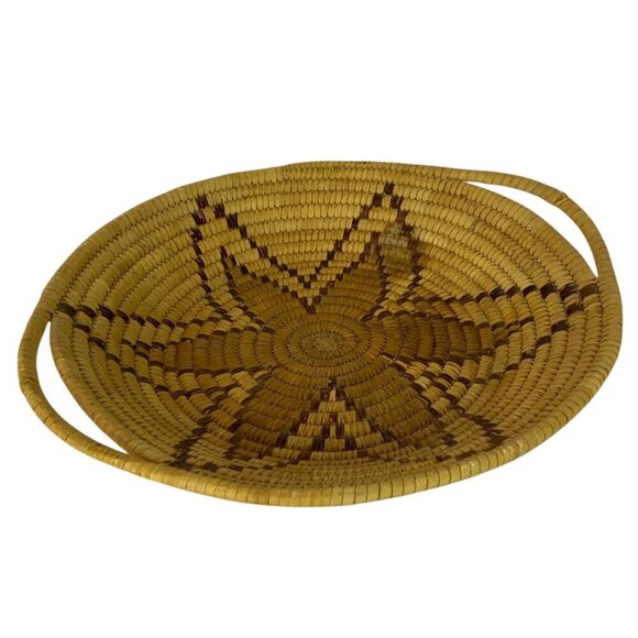Tightly Coiled Straw Basket Handled Tray Squash Blossom Pattern Southwestern - Picture 1 of 7